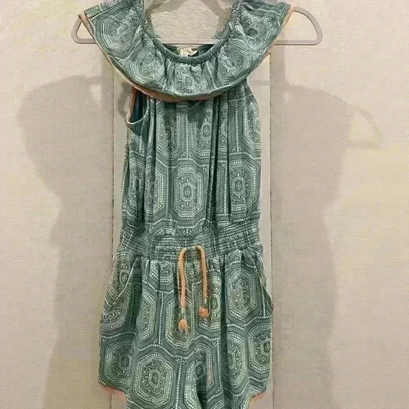 Girls Matilda Jane Beachside
Romper Size 12 worn twice - Picture 2 of 10